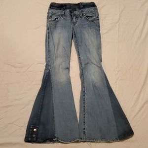 Altered bell bottom-jeans